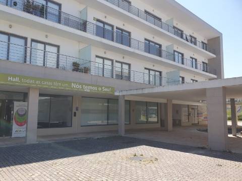 Apartamento T3 C Garagem e Parqueamento Pinhal Novo
