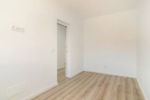Apartamento T2 Quintal/Logradouro Almada