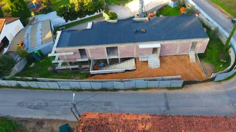 Moradia T4 de Luxo Isolada Disponível para Venda em Águeda