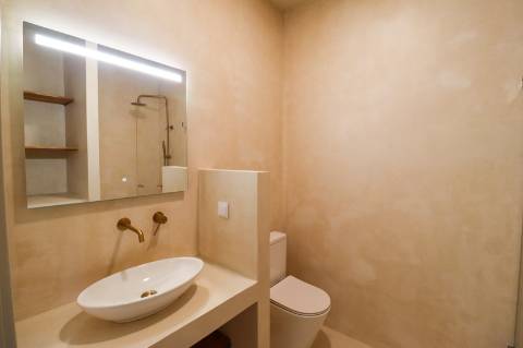 Prédio com 3 apartamentos independentes disponível para venda no centro de Águeda
