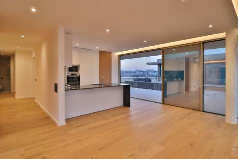 T3 Exclusivo no Último Piso com Terraço Panorâmico de 137 m² | Douro Atlântico III