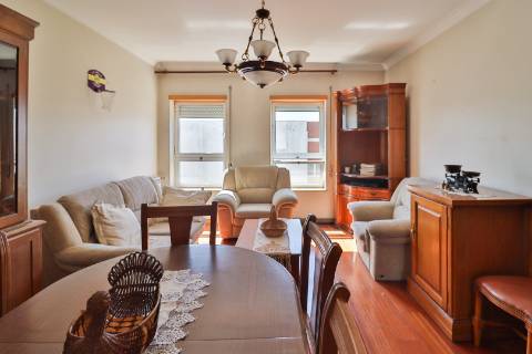 Apartamento T2 com Garagem Fechada | Recardães, Águeda