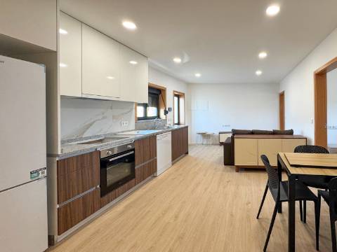 Apartamento recuperado com 2 quartos em Valongo do Vouga, Águeda para arrendamento