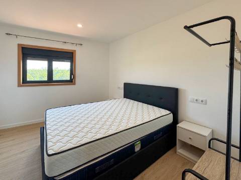 Apartamento recuperado com 2 quartos em Valongo do Vouga, Águeda para arrendamento