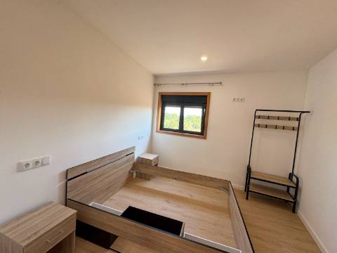 Apartamento recuperado com 2 quartos em Valongo do Vouga, Águeda para arrendamento
