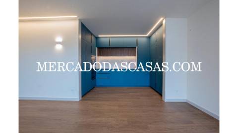 Luxuoso Apartamento T2 em pleno coração da cidade...