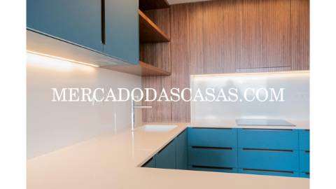 Luxuoso Apartamento T3 em pleno coração da cidade...