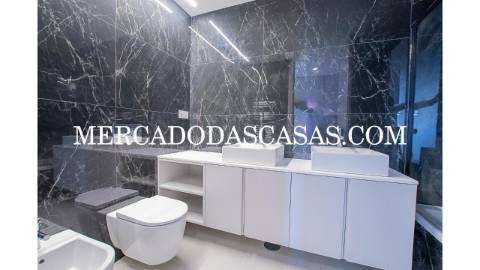 Luxuoso Apartamento T3 em pleno coração da cidade...