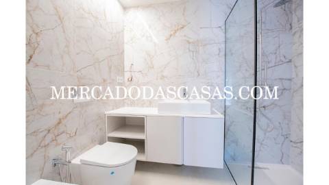 Luxuoso Apartamento T3 em pleno coração da cidade...