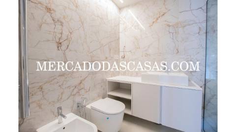 Luxuoso Apartamento T3 em pleno coração da cidade...