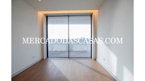 Luxuoso Apartamento T3 em pleno coração da cidade...