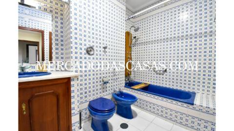 Apartamento T5 em Espinho 
 Apresentamos este...
