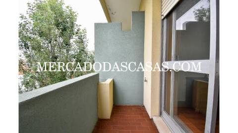 Apartamento T5 em Espinho 
 Apresentamos este...