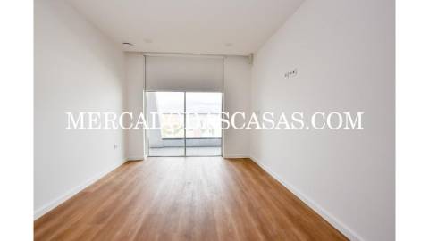 Apartamento T3 com Terraços – Primeira Linha de...