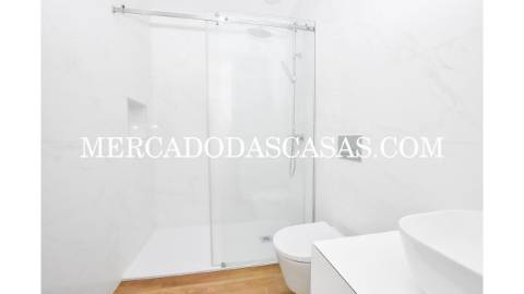 Apartamento T3 com Terraços – Primeira Linha de...