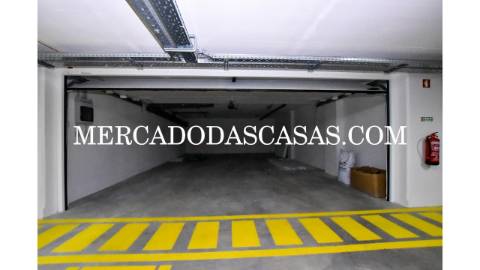 Apartamento T3 com Terraços – Primeira Linha de...