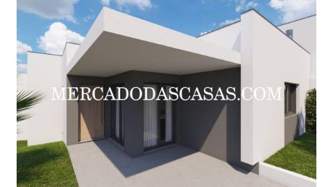 Ao comprar esta fantástica Moradia T3 térrea com...