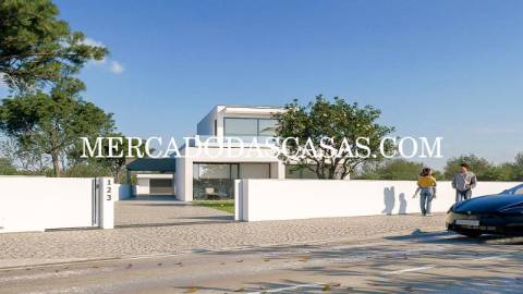 Moradia Isolada com Piscina - Frente à Ria de...