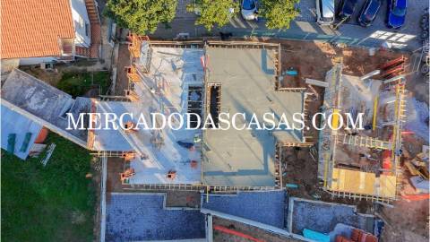 Moradias em Construção, Paços de Brandão...