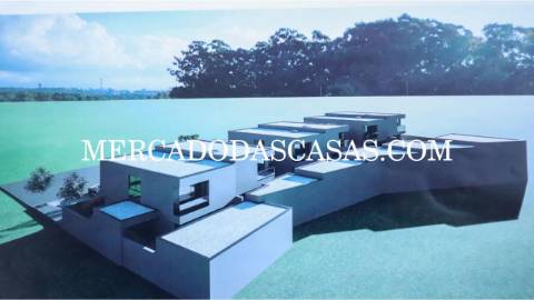 Moradias em Construção, Paços de Brandão...