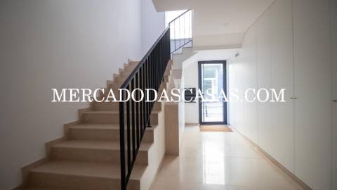 Viver entre o Mar e o Conforto: Duplex T3 em...