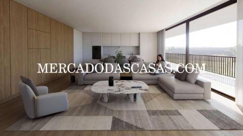 Apartamento T1, 2º Andar
 Condomínio fechado,...