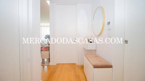 Exclusivo
 Moderno Apartamento T2 na Madalena...