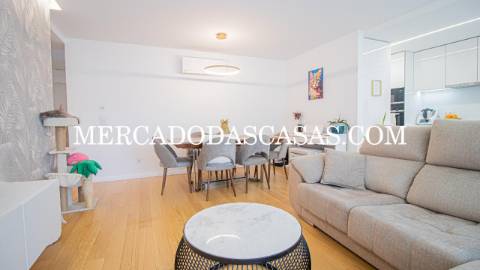 Exclusivo
 Moderno Apartamento T2 na Madalena...