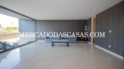 Exclusivo
 Moderno Apartamento T2 na Madalena...