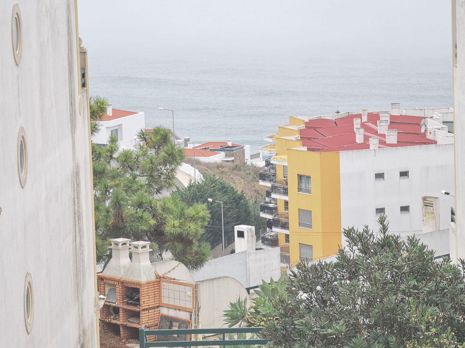 Moradia geminada T4 Remodelada na Bela Vila da Ericeira