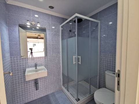 Moradia geminada T4 Remodelada na Bela Vila da Ericeira