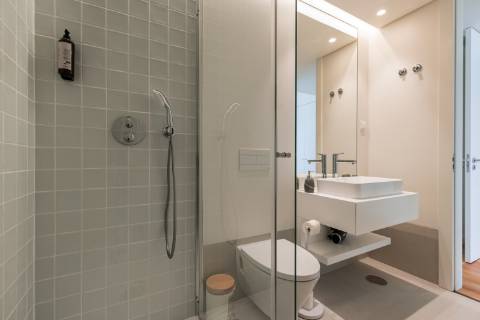 **Apartamento T3 Exclusivo à Venda no Empreendimento Bayline em Armação de Pêra**