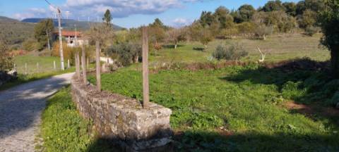 Terreno com ruína - local sossegado e vistas fantásticas
