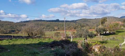 Terreno com ruína - local sossegado e vistas fantásticas