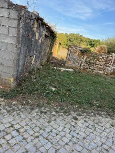 Terreno com ruína - local sossegado e vistas fantásticas