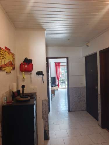 Vende-se andar de moradia bi-familiar - Rés do Chão em São Domingos de Rana, Cascais