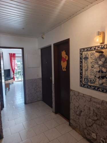 Vende-se andar de moradia bi-familiar - Rés do Chão em São Domingos de Rana, Cascais
