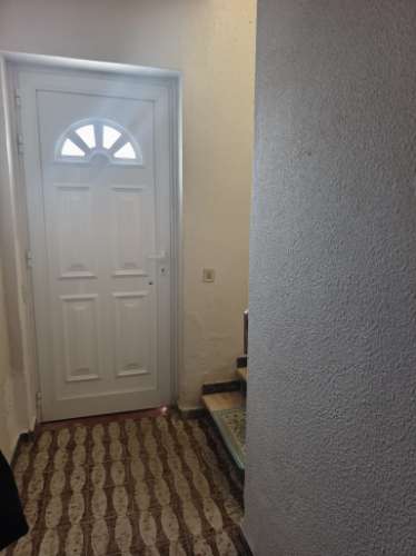 Vende-se andar de moradia bi-familiar - Rés do Chão em São Domingos de Rana, Cascais