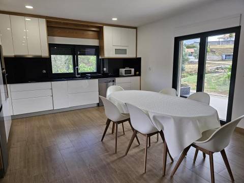 Casa de Campo para Férias, próximo a Vila de Cabeceiras de Basto