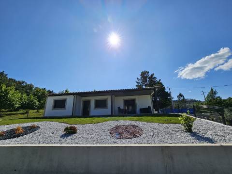 Casa de Campo para Férias, próximo a Vila de Cabeceiras de Basto