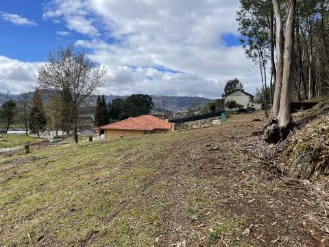 Terreno em zona de construção, com 6921m², próximo ao campo da bola de Chacim, Cabeceiras de Basto