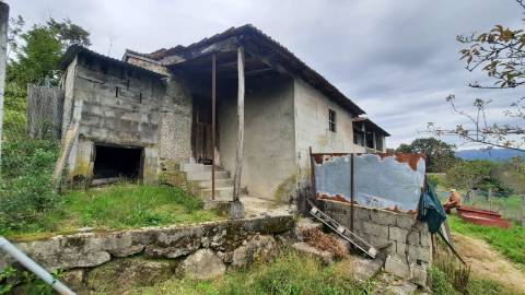 QUINTINHA COM CASA PARA RECUPERAR