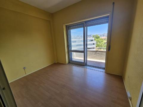Escritorio com 25 m², no Parque Itália, na, Boavista.