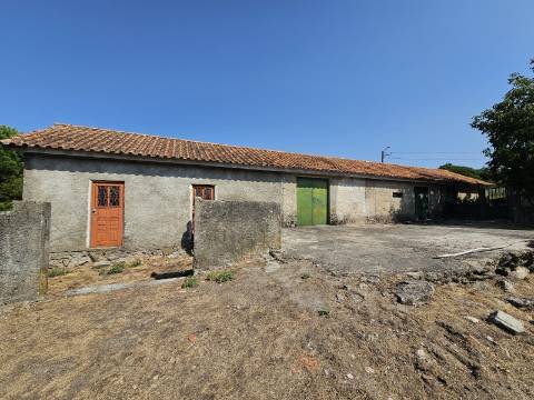 Quinta com Moradia T4 e anexo, em Leiradas, Rio Douro - Cabeceiras de Basto