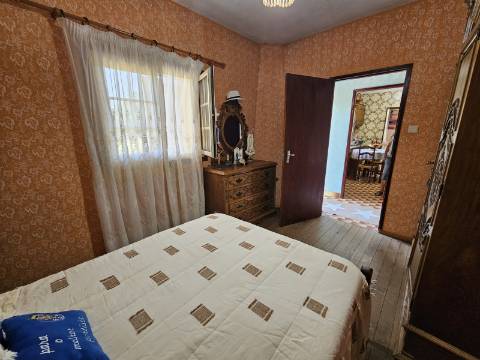 Quinta com Moradia T4 e anexo, em Leiradas, Rio Douro - Cabeceiras de Basto