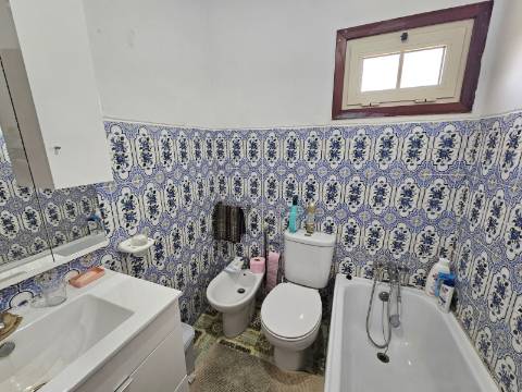 Quinta com Moradia T4 e anexo, em Leiradas, Rio Douro - Cabeceiras de Basto