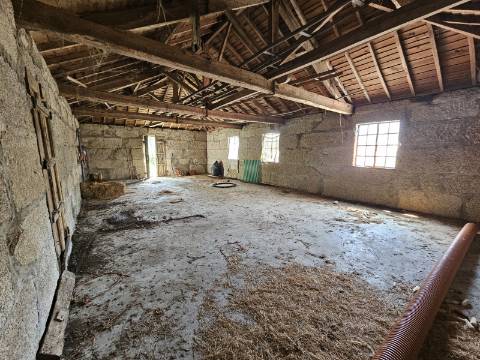 Moradia em Pedra~para restauro com Vista Deslumbrante - Rio Douro, Cabeceiras de Basto