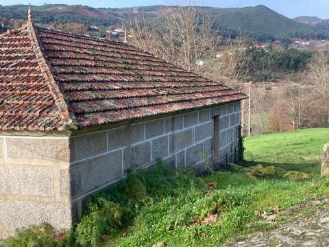 Moradia em Pedra~para restauro com Vista Deslumbrante - Rio Douro, Cabeceiras de Basto