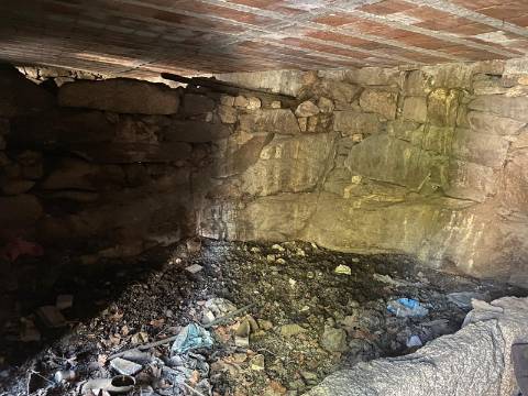 Casa Rústica em Pedra para Recuperar - Boadela, Pedraça | Cabeceiras de Basto