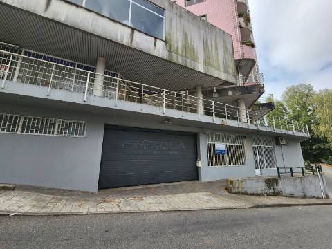 Armazém em Fermentões, Guimarães